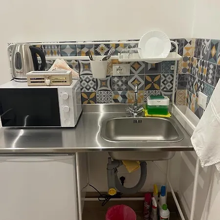 Independent Int-d With Bathroom And Break Corner * Rome